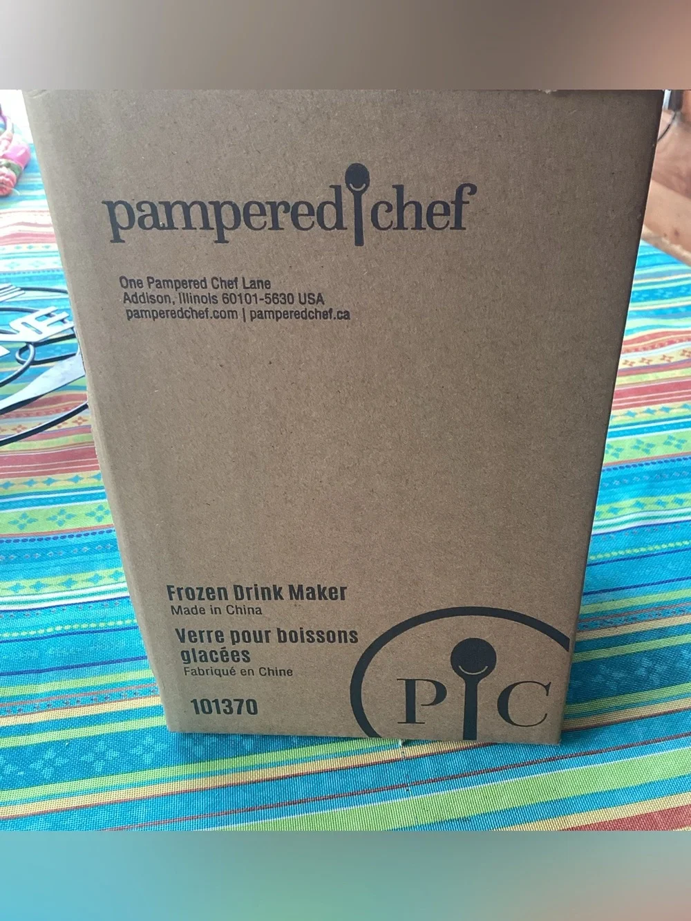 Pampered Chef Frozen Drink Maker - new in box